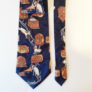 RCA Radio Tie